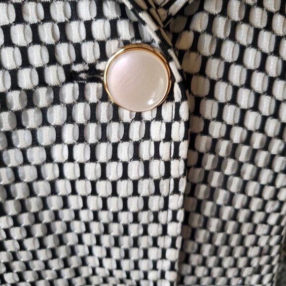 Lindi Black/White Boho Ruffled Spring Jacket with Pearl look Buttons S - Picture 3 of 7